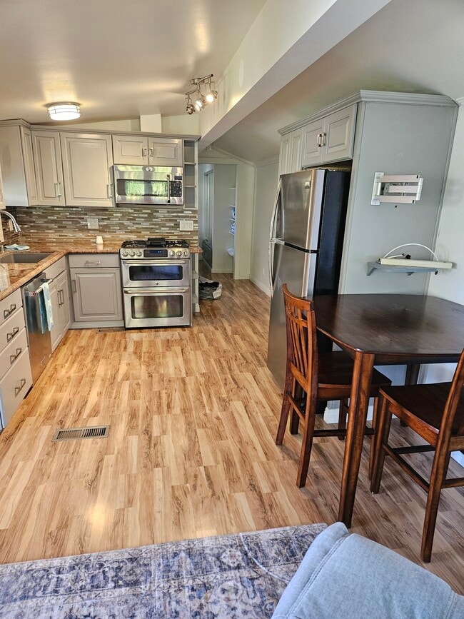 Building Photo - 69333 E Palm Canyon Dr