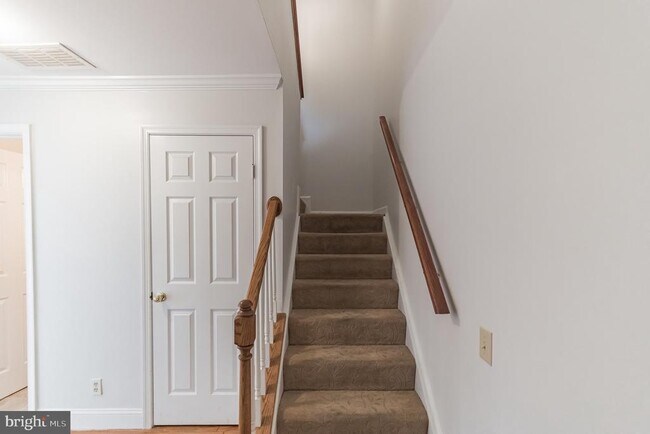 Foto del edificio - 8159 Bayonet Way