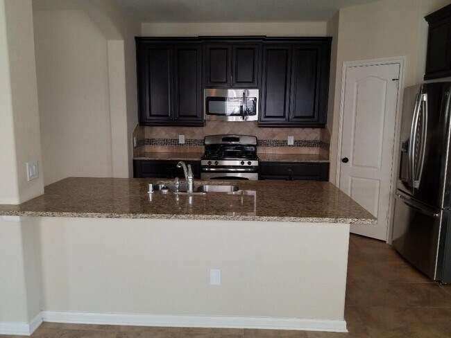 Foto del edificio - 208 Morgan Isle Ln