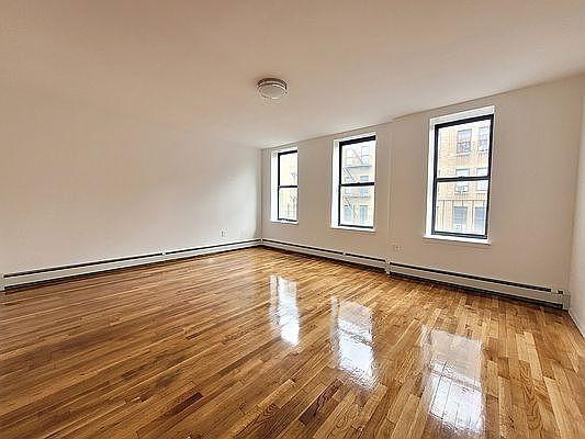 Primary Photo - 1 bedroom in BRONX NY 10456