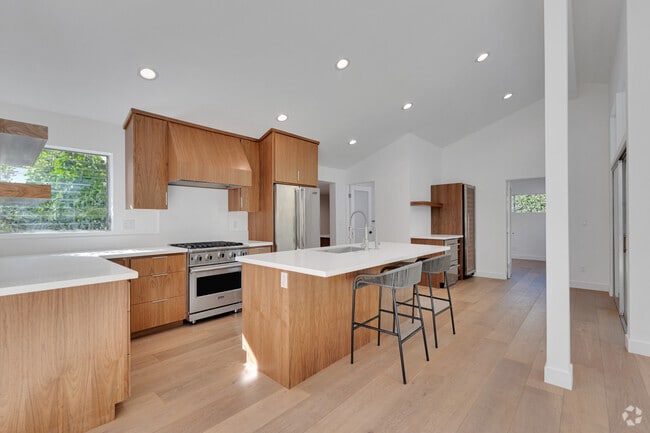 Viking Appliances - 6234 Paseo Canyon Dr