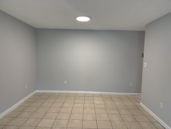 Foto del edificio - 279 Fellsway