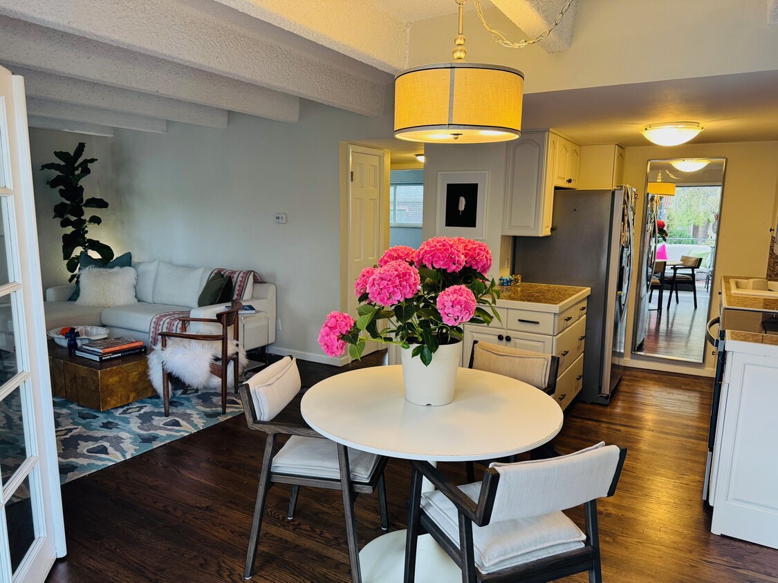 Primary Photo - 33 N Corona St