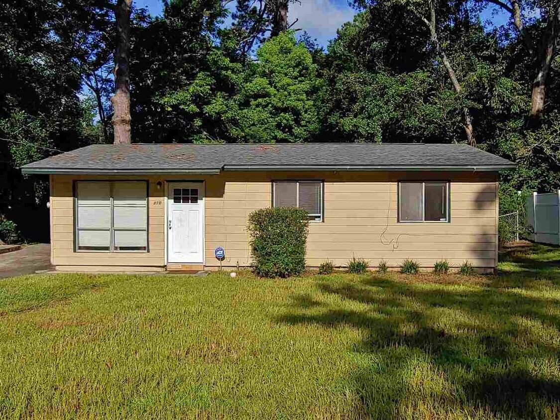 Primary Photo - 810 Jacqueline Ln