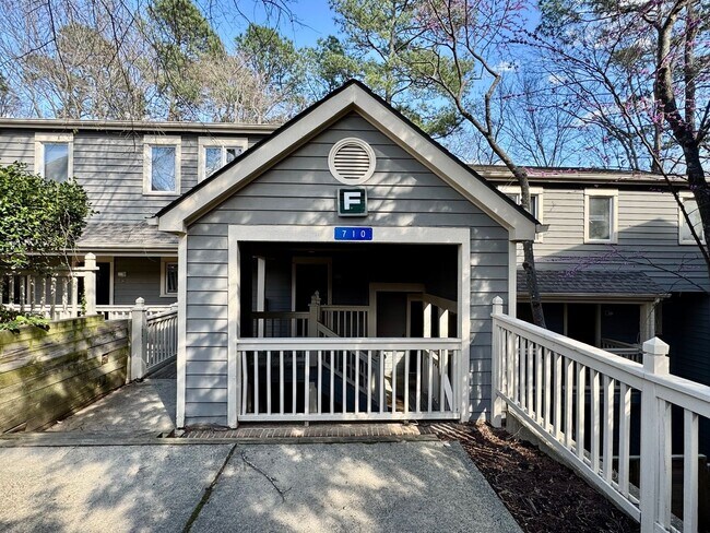 Foto del edificio - Mill Creek Townhome