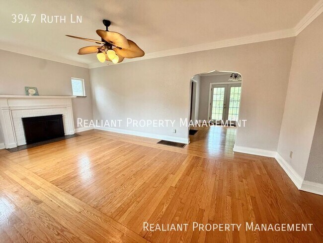 Foto del edificio - 3947 Ruth Ln