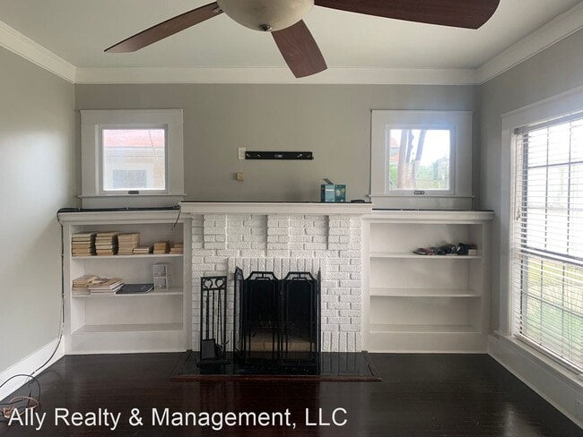 Building Photo - 2 br, 1 bath House - 1904 W Huisache