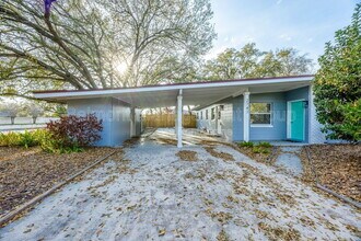 Building Photo - 2743 Sanbina St