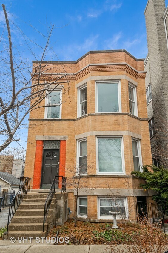 Primary Photo - 1642 W Berwyn Ave