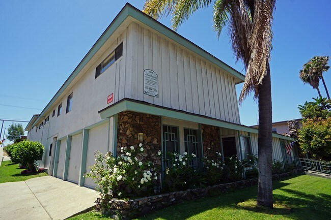 Foto del edificio - 1602 Lomita Blvd
