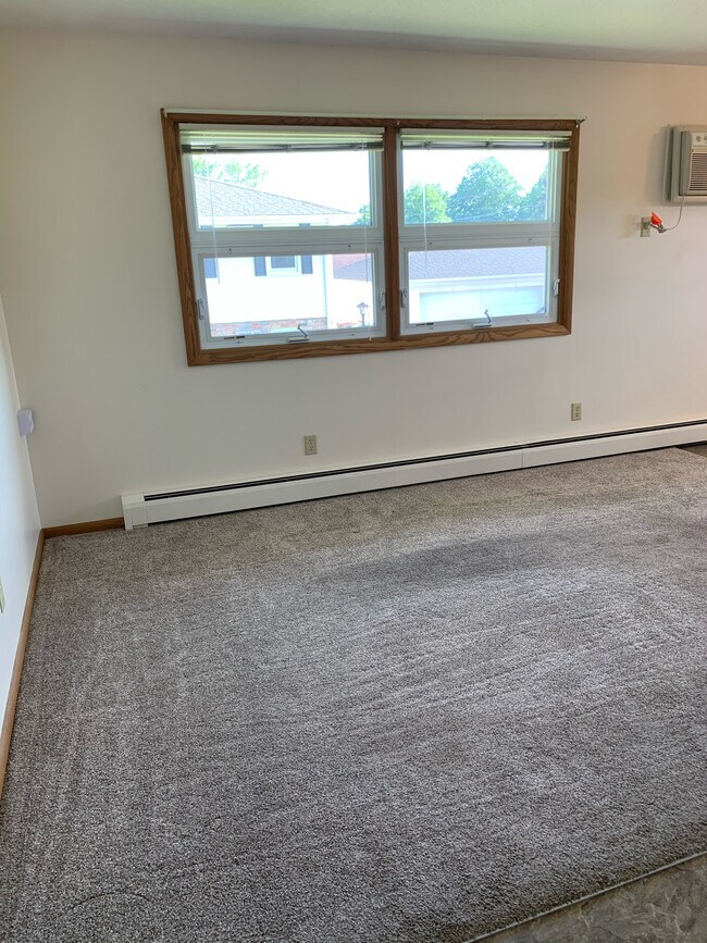 Foto del edificio - 1329 6th Ave SE