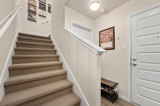 Building Photo - 2905 Saville Loop