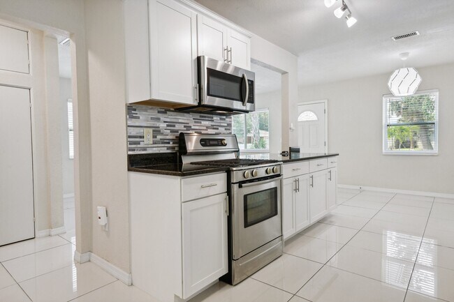 Foto del edificio - 2802 9th Ave W