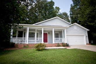 Building Photo - 102 Chesapeake Way
