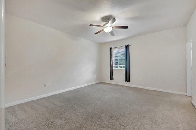 Building Photo - 9480 SW 171st Ct