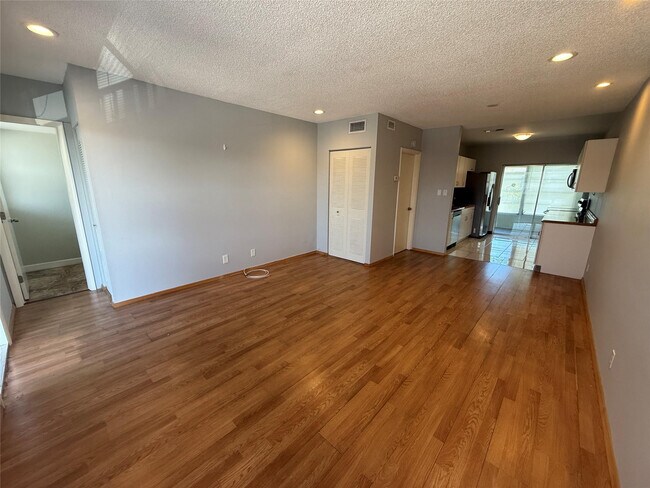 Foto del edificio - 7600 NW 4th Pl