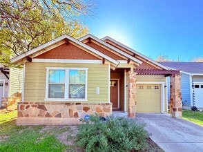 Building Photo - 2505 Amur Dr