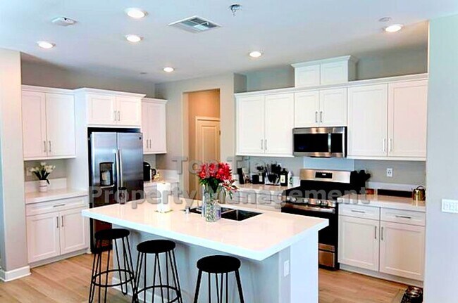 Foto del edificio - Modern Smart Home in Escondido | 4 Bed, 3.5 bath Downstairs Primary | Resort-Style Amenities