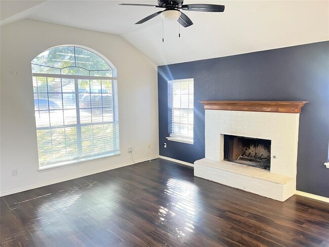 Building Photo - 1747 Windy Park Cir