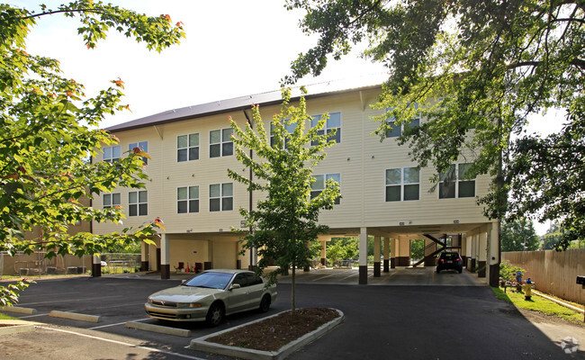 Building Photo - Arrowhead Apartments