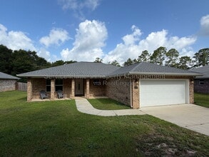 Building Photo - 5553 Riviera Dr