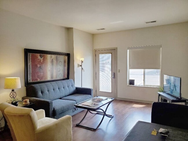 Foto del edificio - 1200 N 62nd St