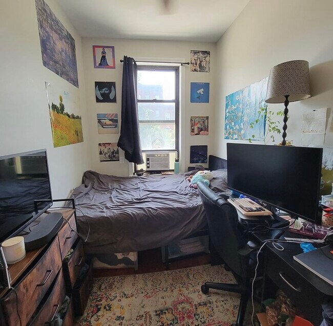 Foto del edificio - 1287 Bushwick Ave