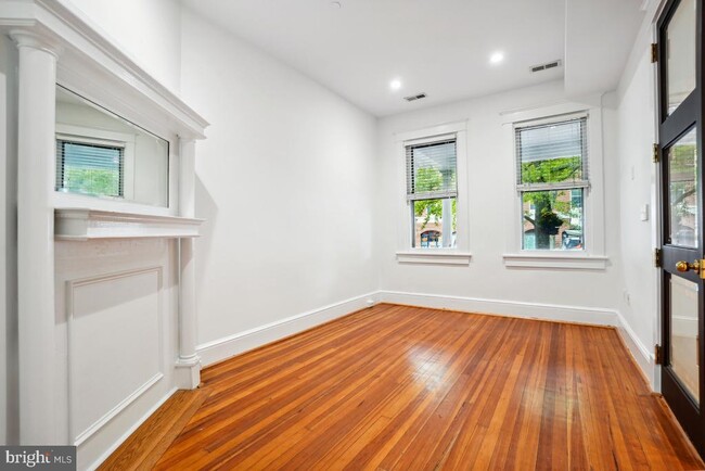 Foto del edificio - 1411 King St