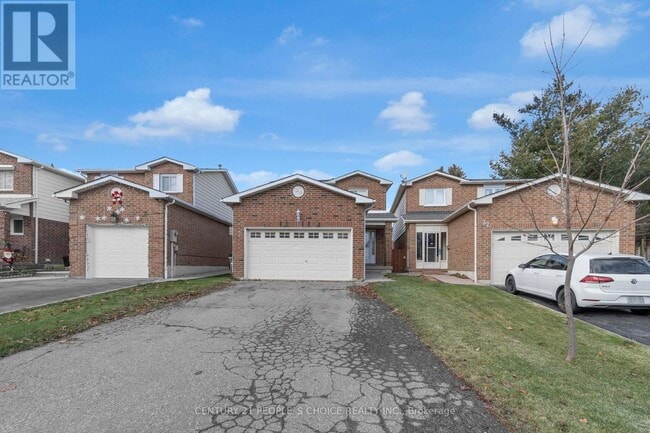Building Photo - 35 Ferri Crescent