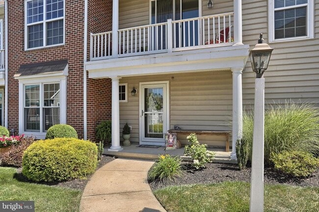 Balcony - 715 Stag Ct