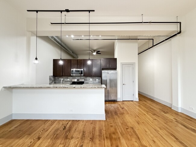 Foto del edificio - 1432 W 21st St