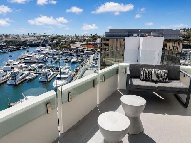 Foto del edificio - 3121 West Coast Hwy