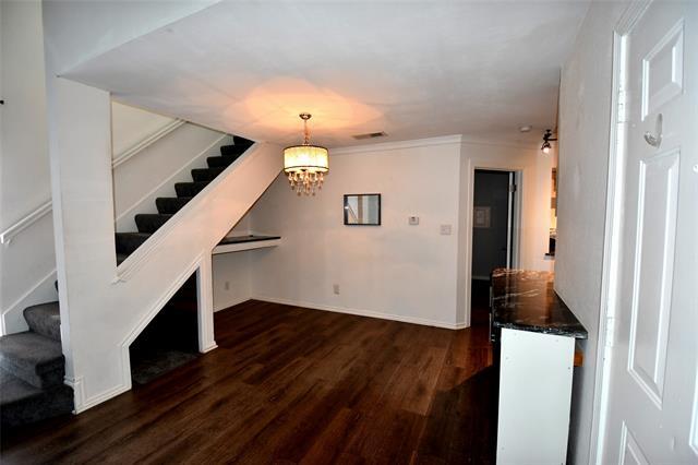 Foto del edificio - 3121 Sondra Dr