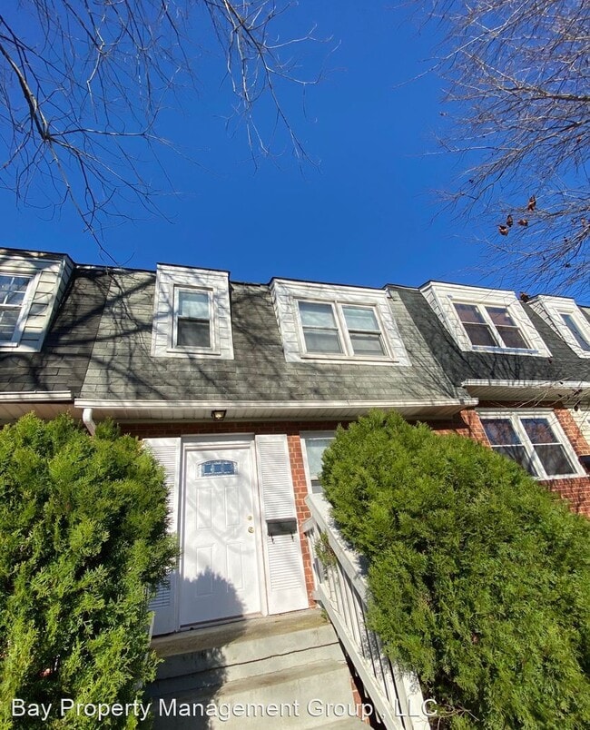 Building Photo - 3 br, 2 bath House - 5616 Whitby Rd
