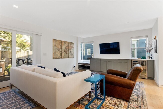 Foto del edificio - 137 Mount Auburn St