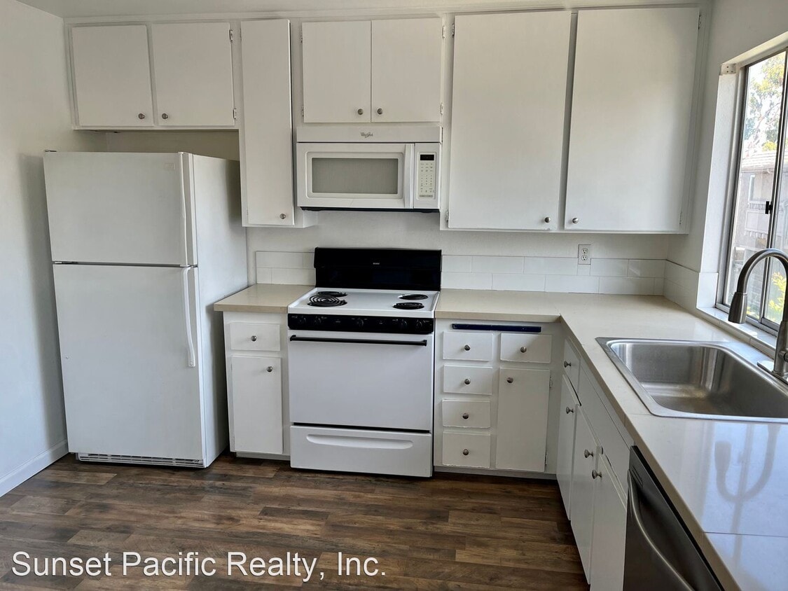 Primary Photo - 3 br, 2 bath House - 6385 CAMINITO SALADO