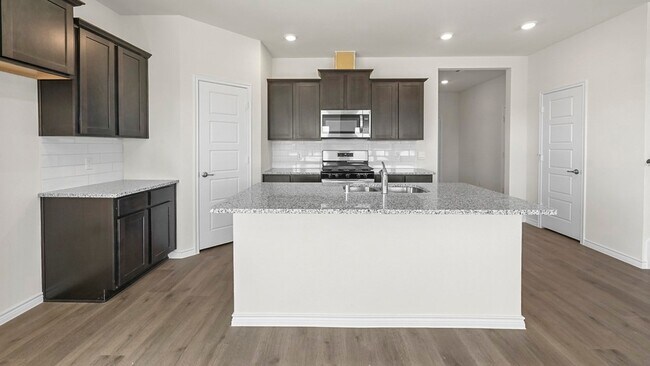 Foto del edificio - 7220 Headingham Wy