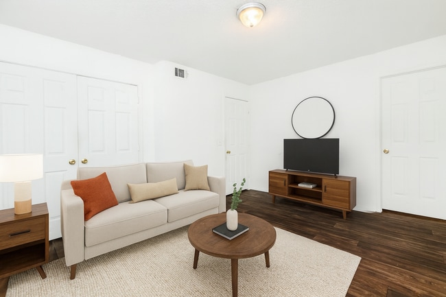 Building Photo - The Trails of Dickson Apartment Homes