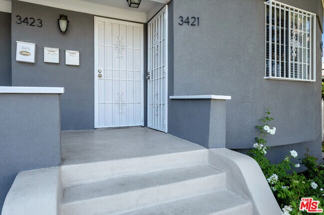 Building Photo - 3423 Walton Ave