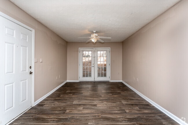 Interior Photo - Pines by the Creek