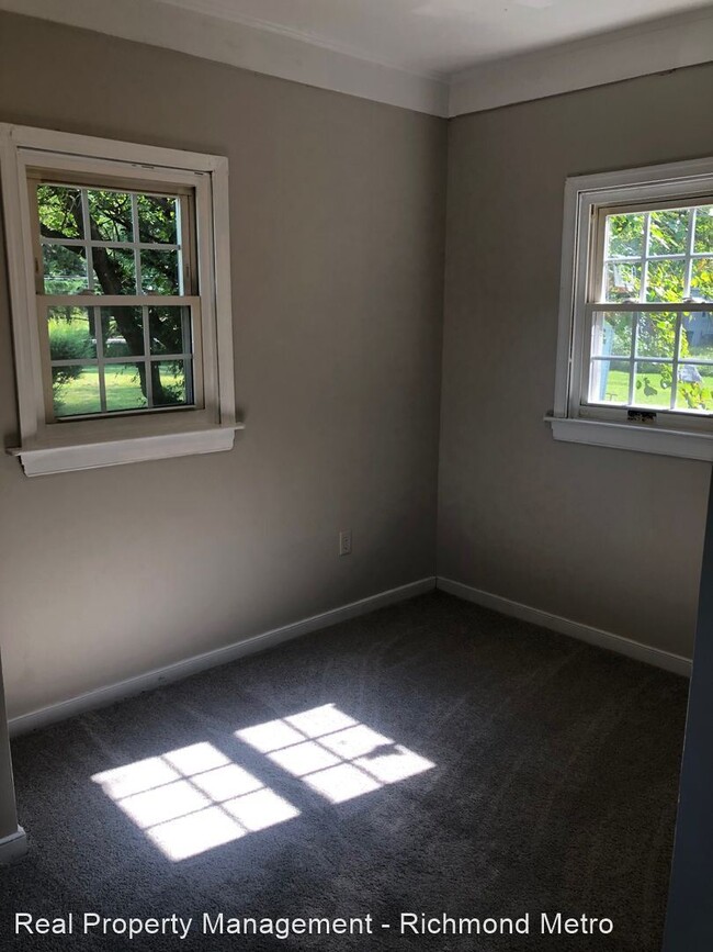 Foto del edificio - 3 br, 1 bath House - 3201 Gay Ave