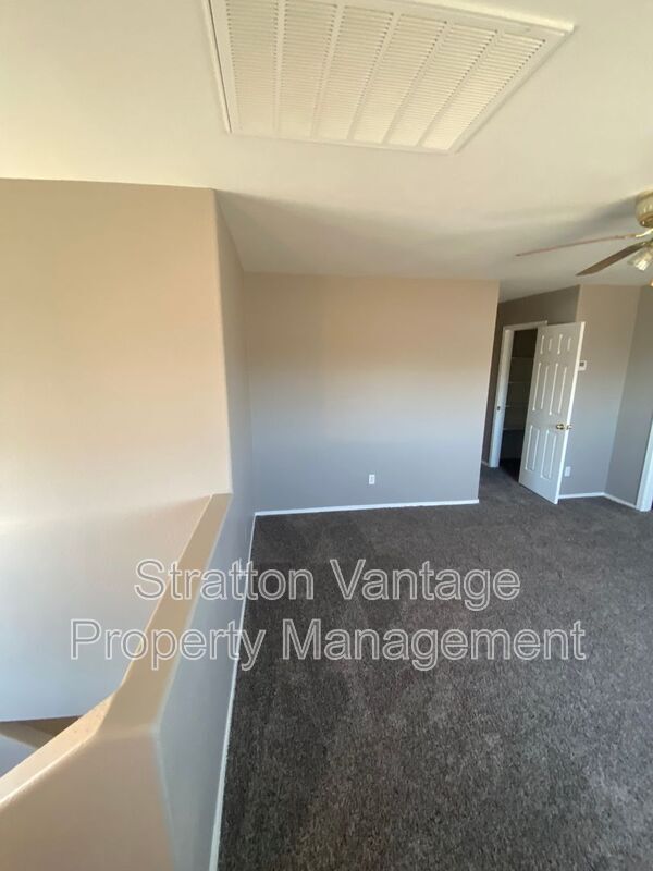 Foto del edificio - 11766 W Windrose Ave