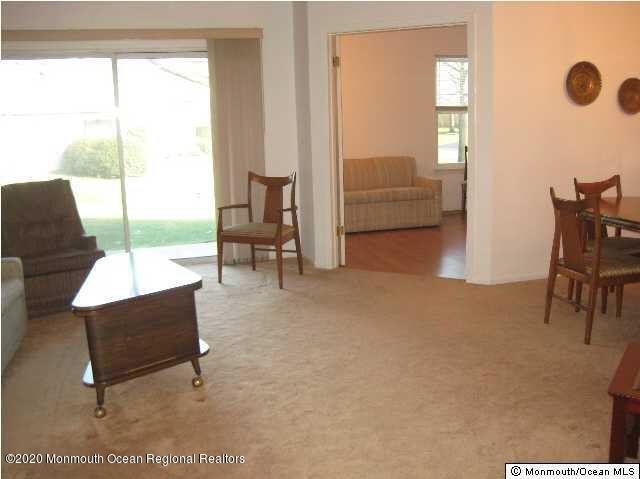 Building Photo - 425 Bayberry Ct