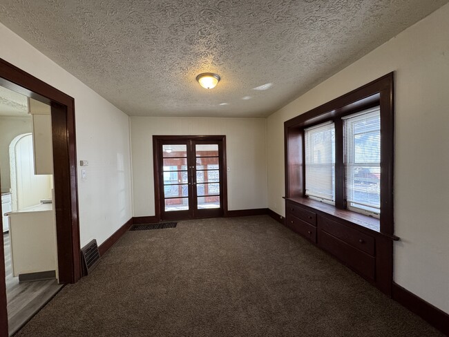 Building Photo - 768 Bellevue Ave