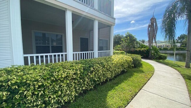 Foto del edificio - Beautiful Condo Fully Remodeled!! A Must See To Appreciate!!