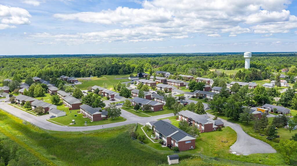 Parkstead Philadelphia Apartments in Philadelphia, NY