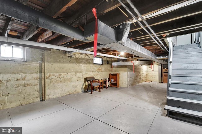 Foto del edificio - 337 N Bradford St