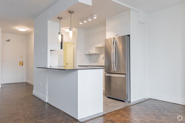 1BR, 1BA - 729SF - Cuisine - 80 Wellesley Street East