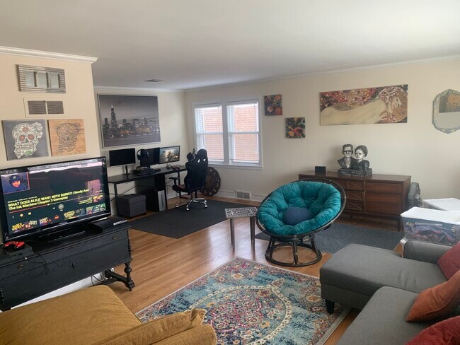 Foto del edificio - 6047 N Sauganash Ave