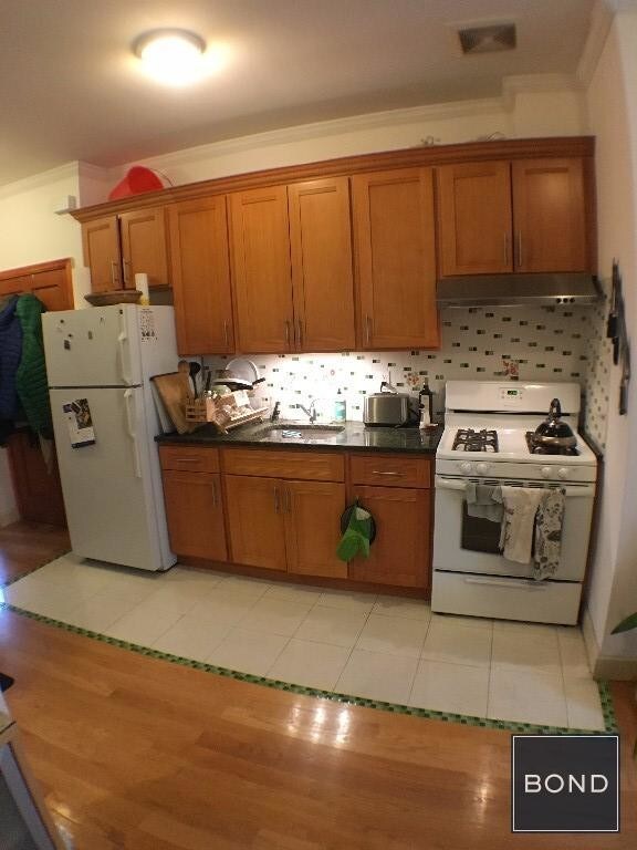 Building Photo - 101 Eckford St